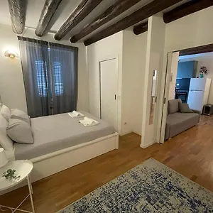 Tortona, 12 - Tra Fashion E Design Apartment